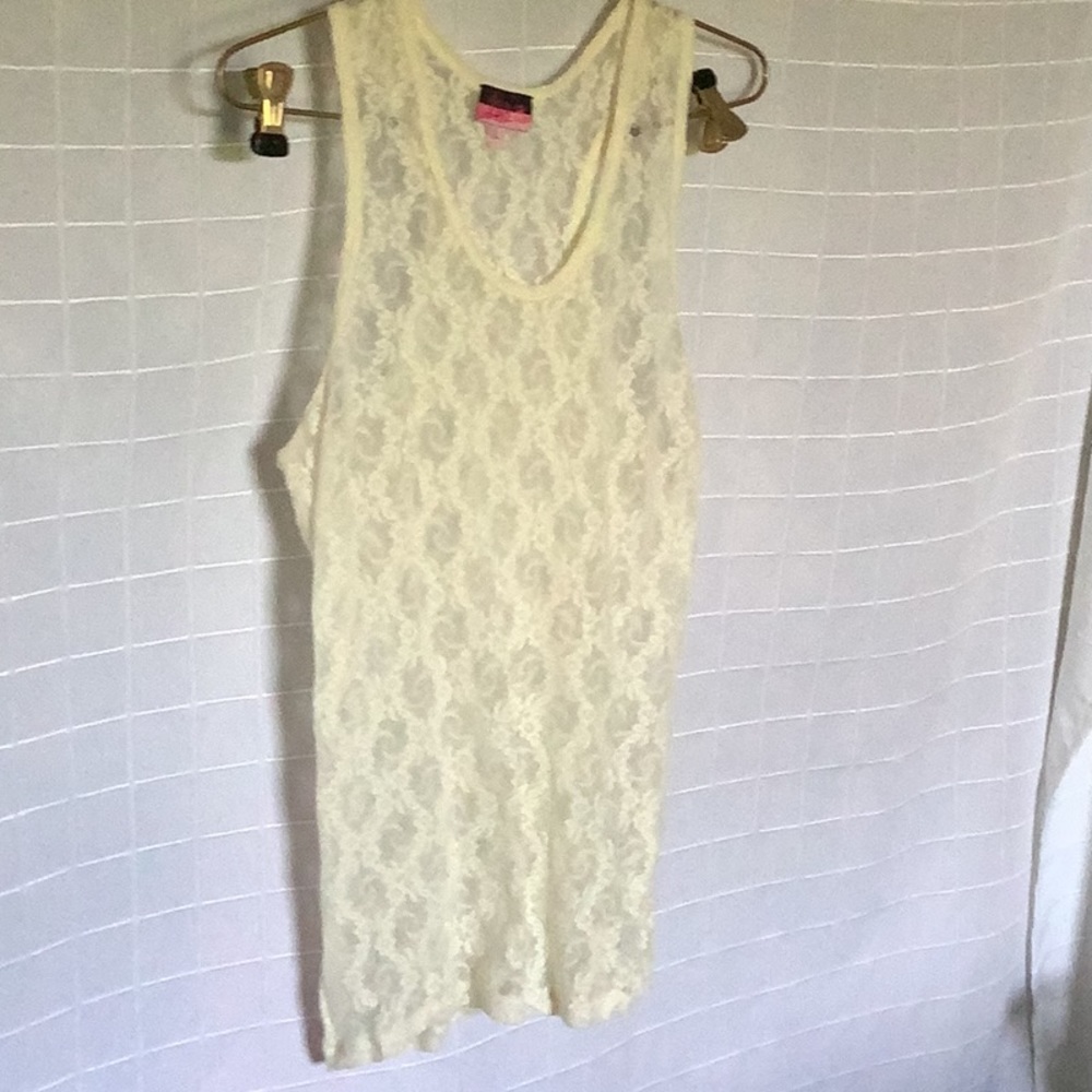 Love Lola size large lace tank